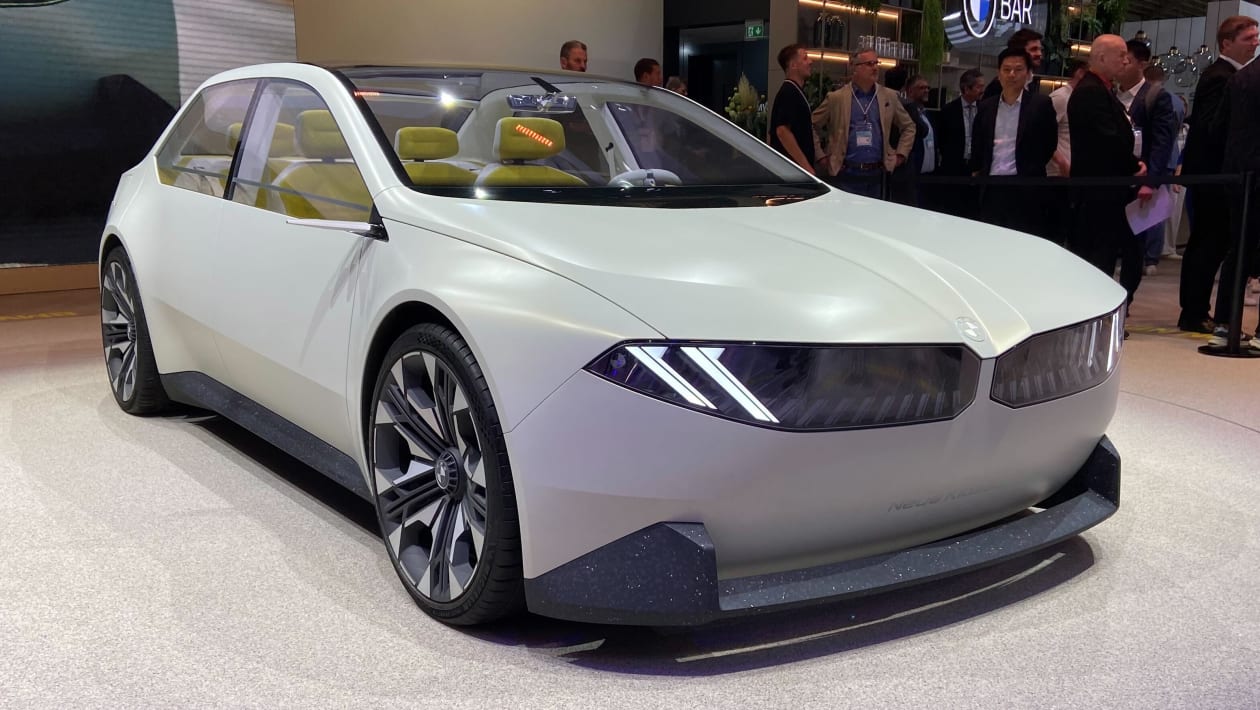 New BMW Vision Neue Klasse Concept Previews Future 3 Series Saloon ...